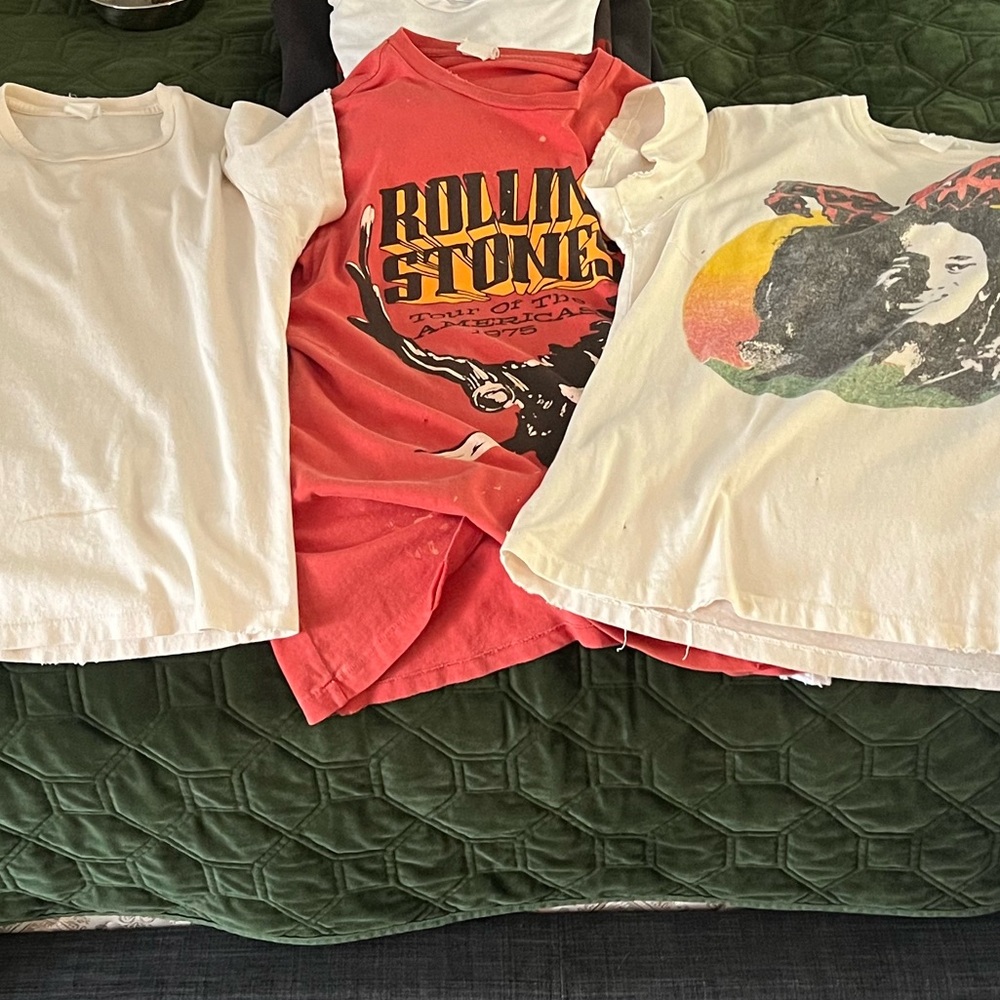 Lot Madeworn tees